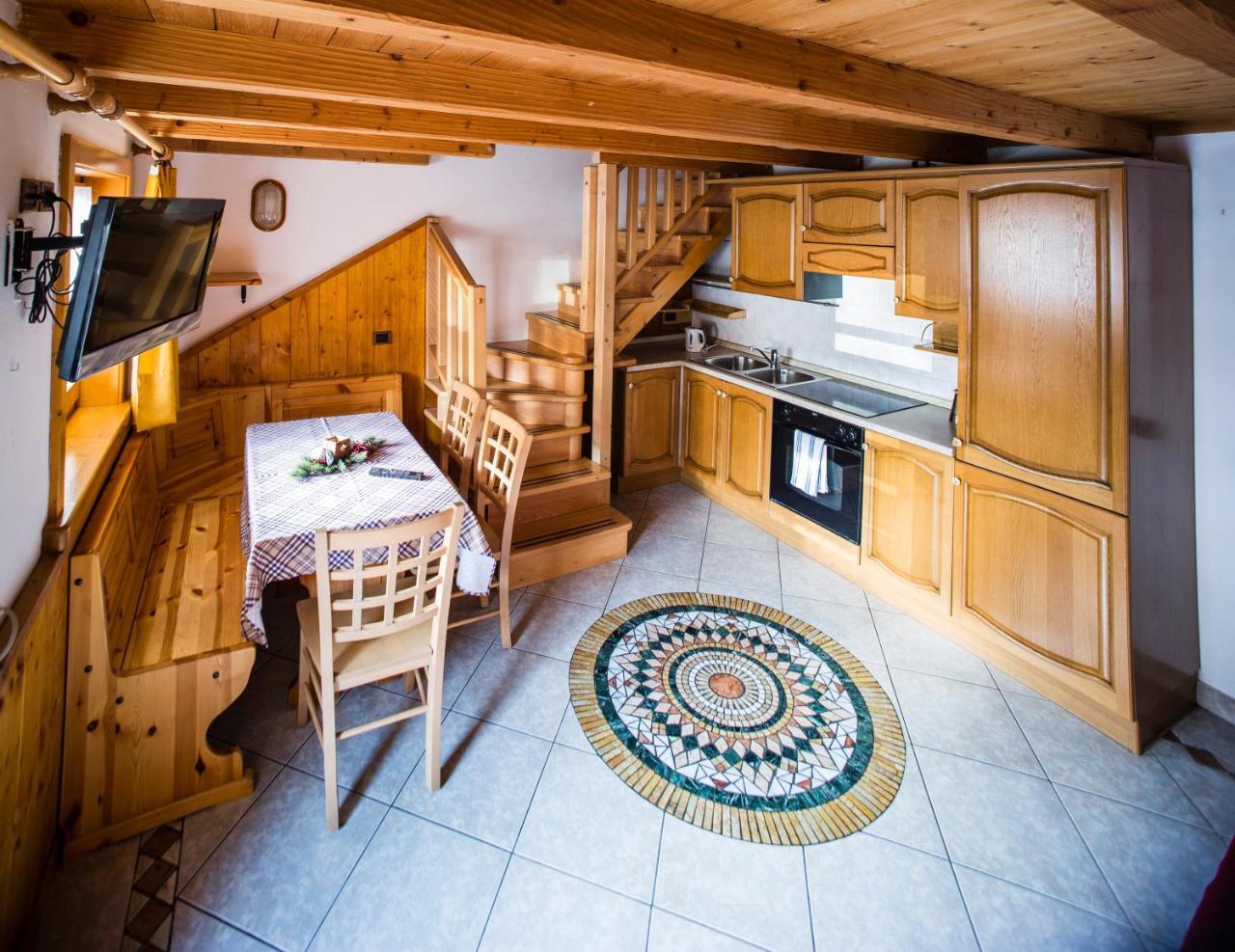 Appartamenti Touring Ливиньо Екстериор снимка